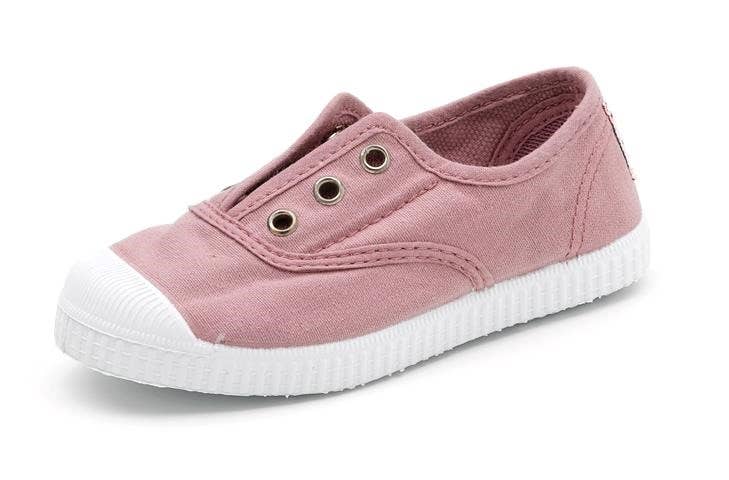 Cienta Rose Slip On