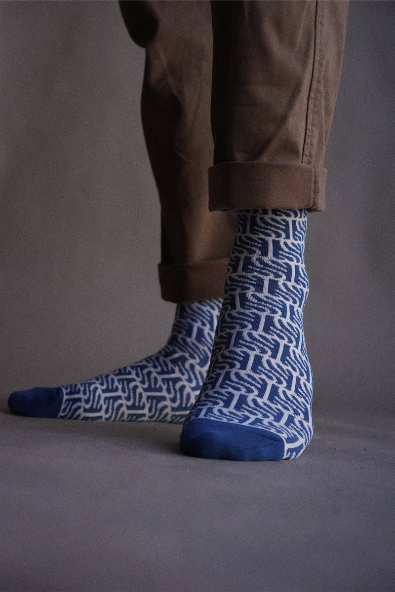 ‘Waves’ Socks